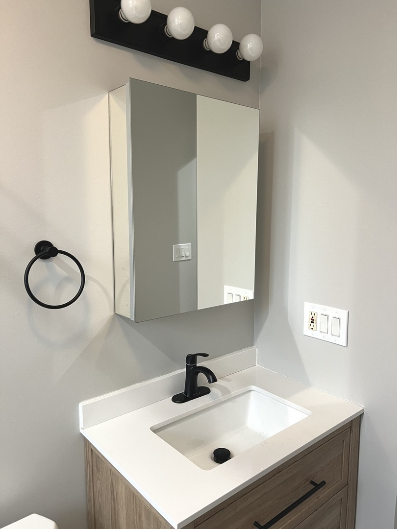 2254 W Arthur Avenue #1051A, Chicago, IL 60645