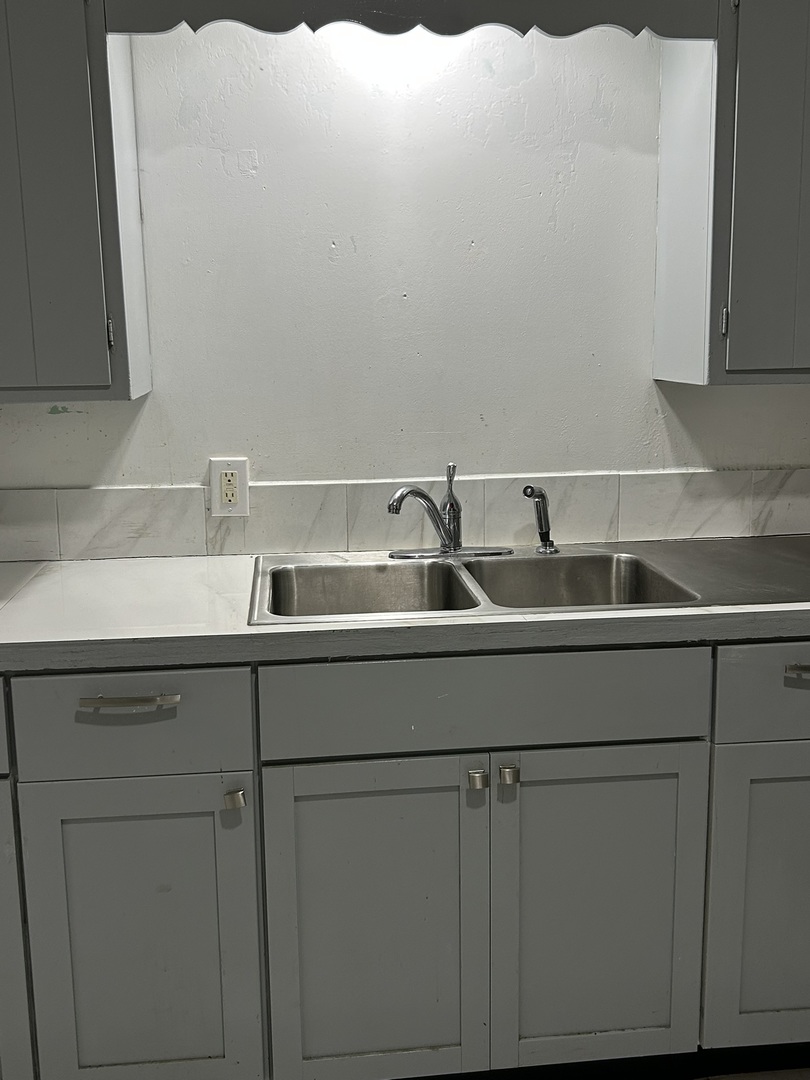 620 COMMERICAL Street, Danville, IL 61832