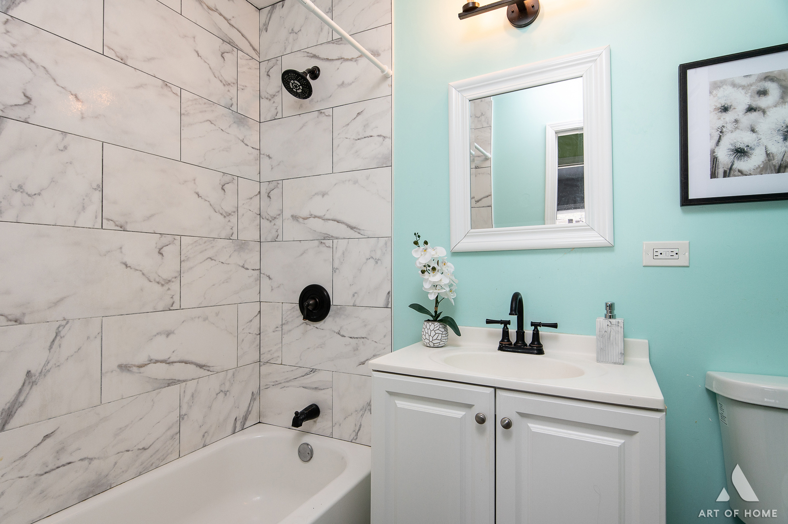 703 Yates Avenue, Romeoville, IL 60446