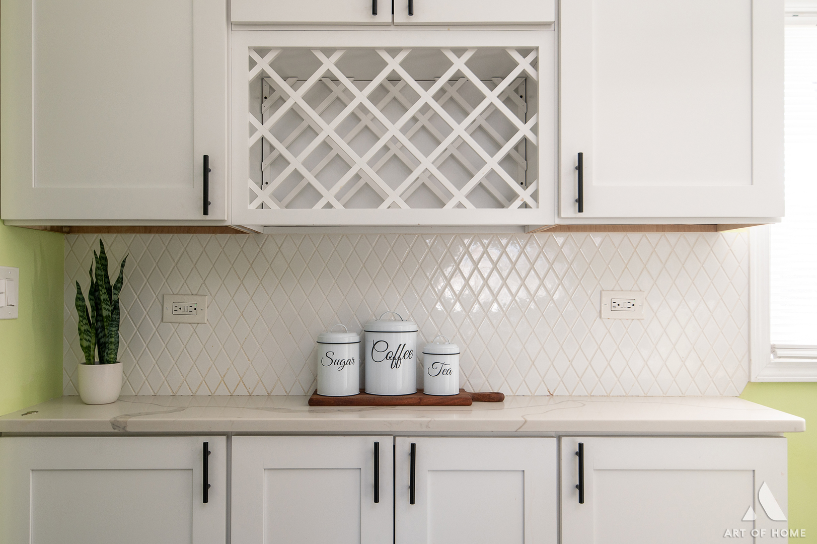 703 Yates Avenue, Romeoville, IL 60446