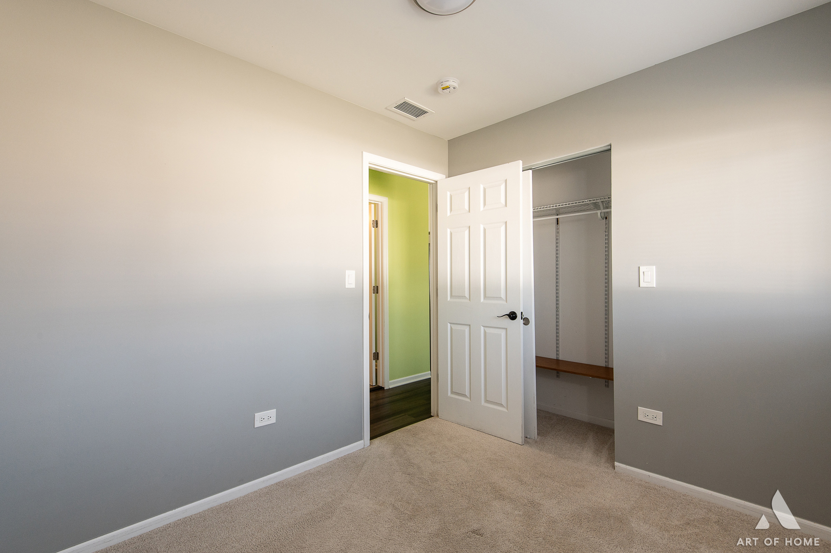 703 Yates Avenue, Romeoville, IL 60446