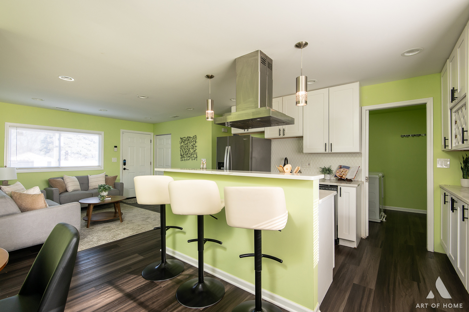 703 Yates Avenue, Romeoville, IL 60446