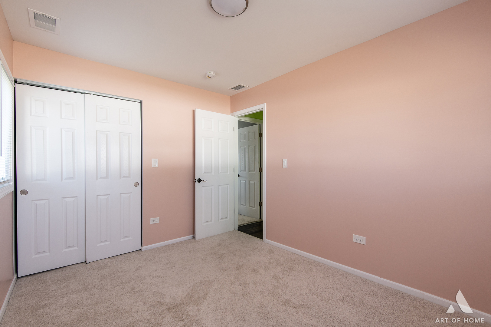 703 Yates Avenue, Romeoville, IL 60446