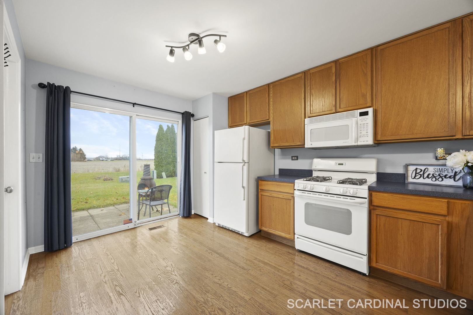 2410 Mayfield Drive, Montgomery, IL 60538