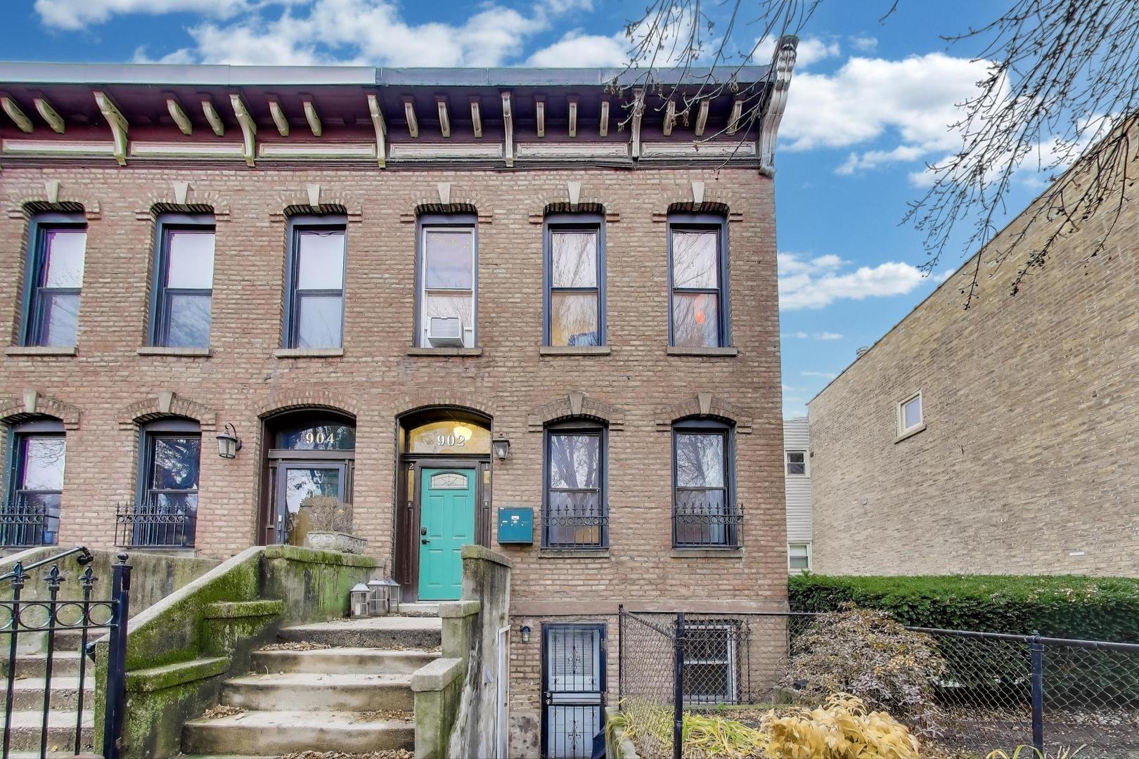 902 S Claremont Avenue #1, Chicago, IL 60612