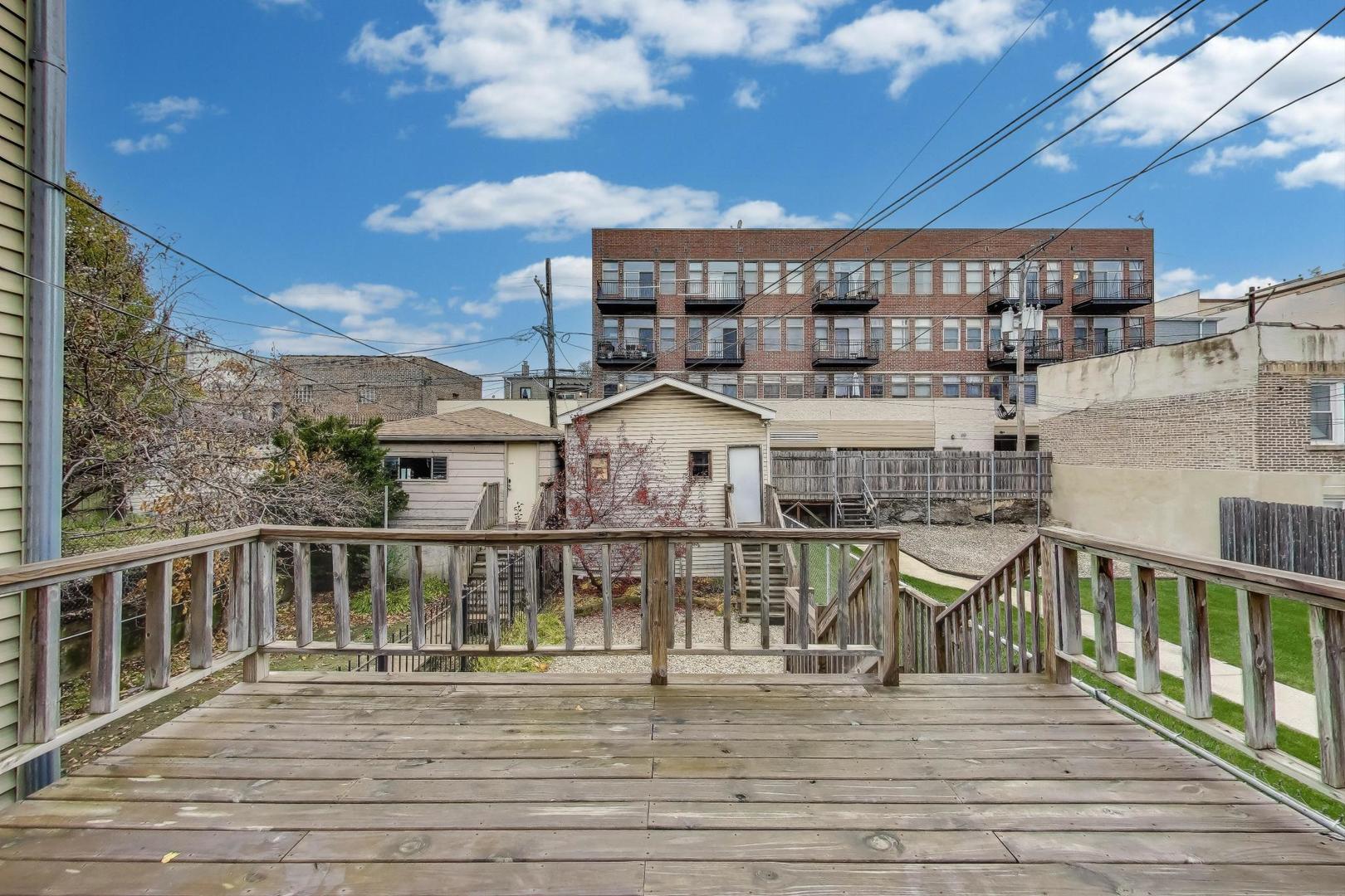 902 S Claremont Avenue #1, Chicago, IL 60612