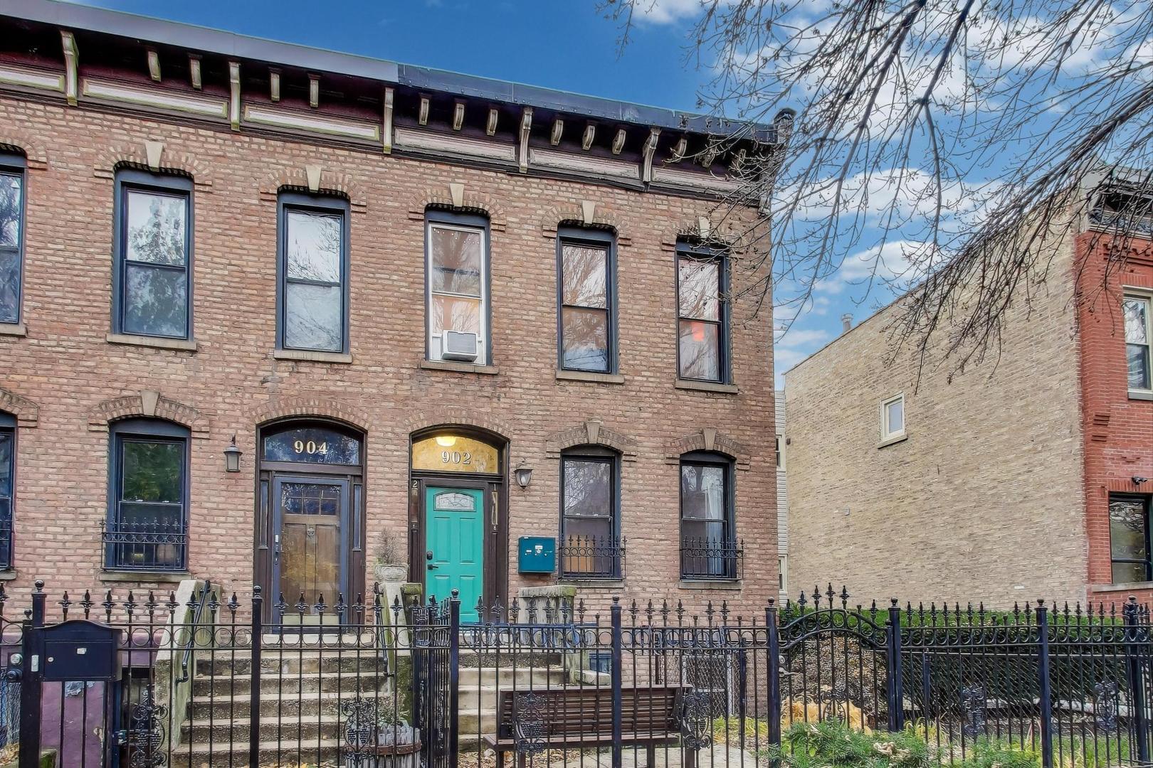 902 S Claremont Avenue #1, Chicago, IL 60612