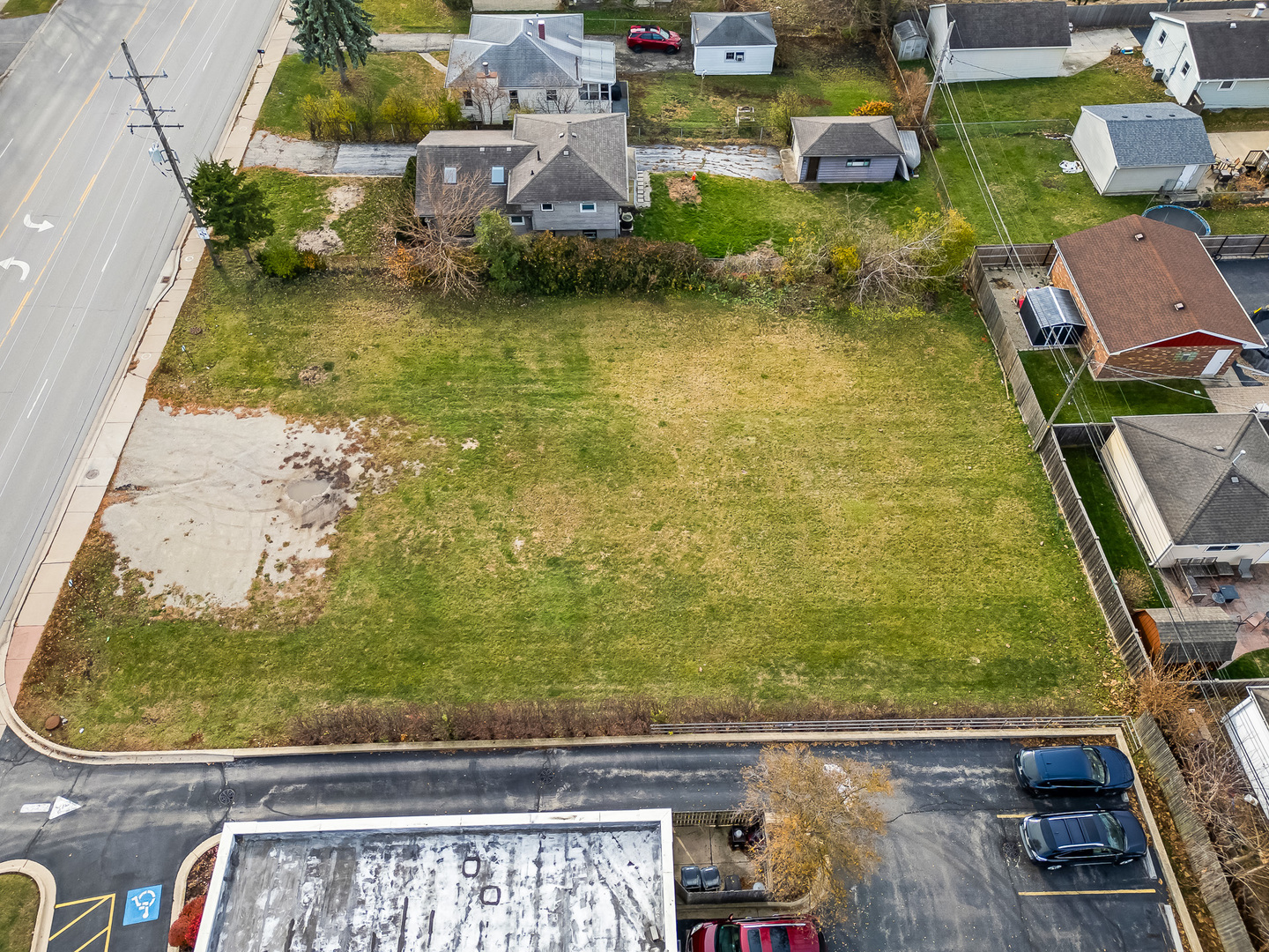 3918 N CASS Avenue, Westmont, IL 60559