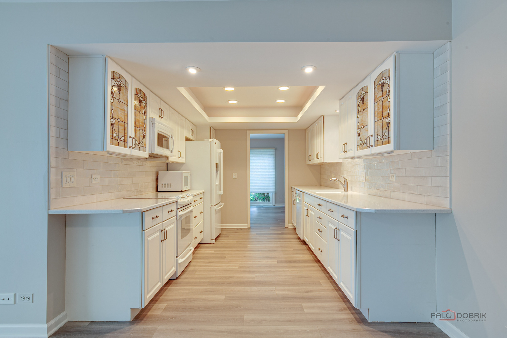 9 The Court of Lagoon View, Northbrook, IL 60062