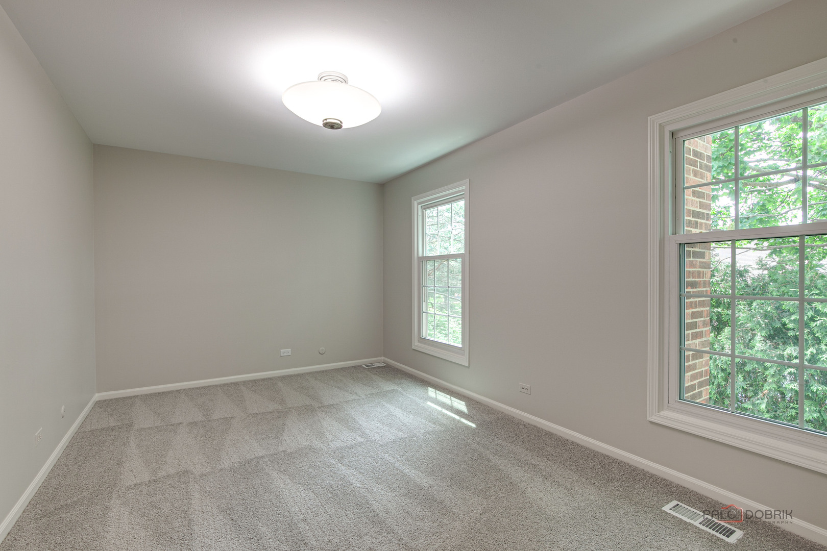 9 The Court of Lagoon View, Northbrook, IL 60062