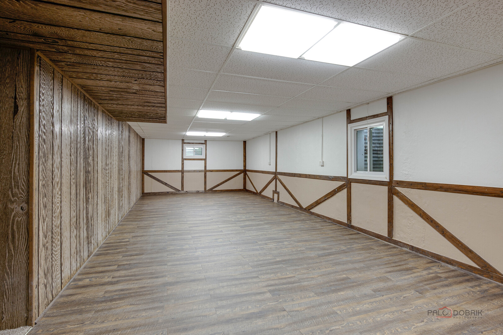 9 The Court of Lagoon View, Northbrook, IL 60062