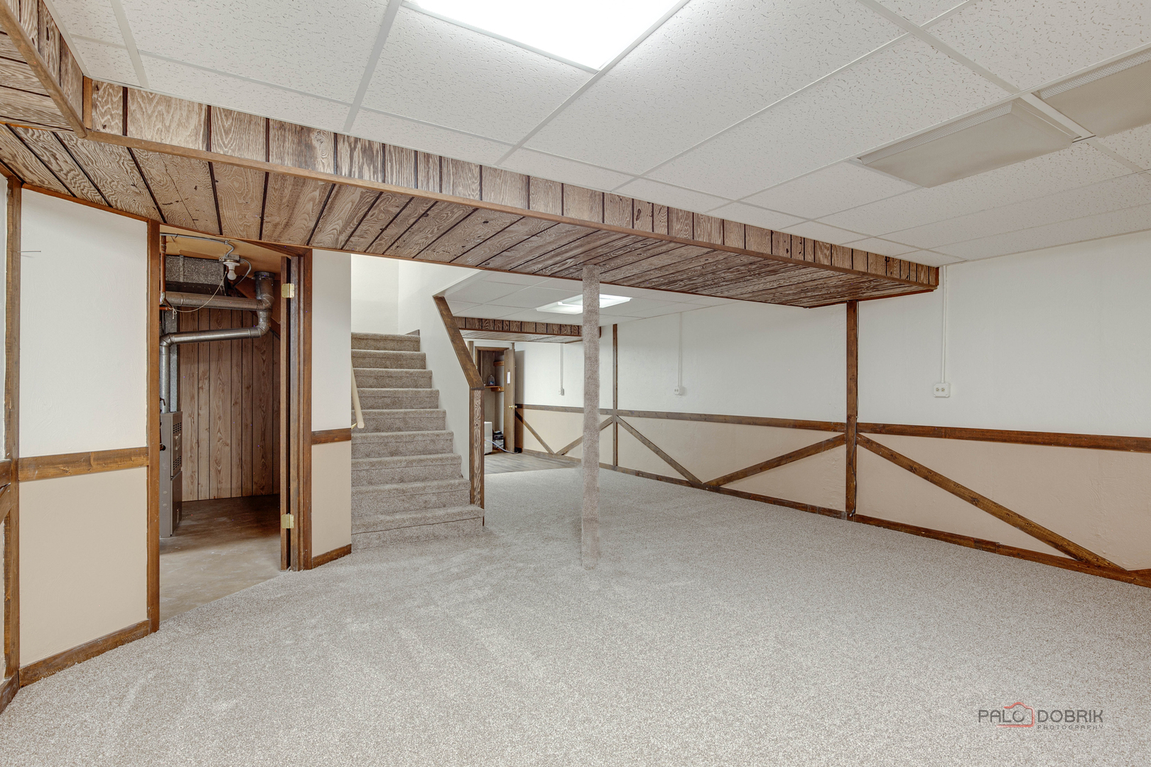 9 The Court of Lagoon View, Northbrook, IL 60062