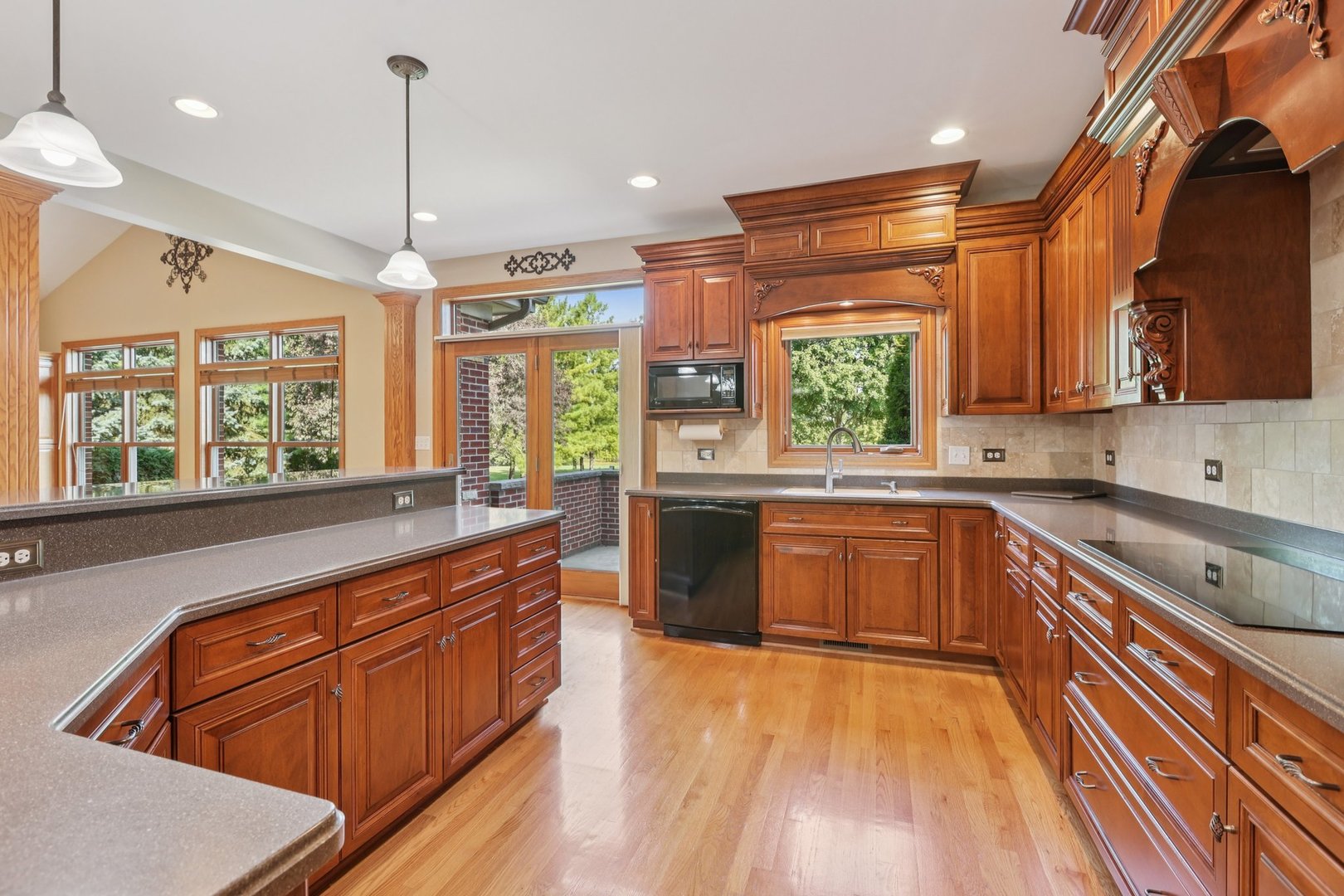 9804 Palmer Drive, Lakewood, IL 60014