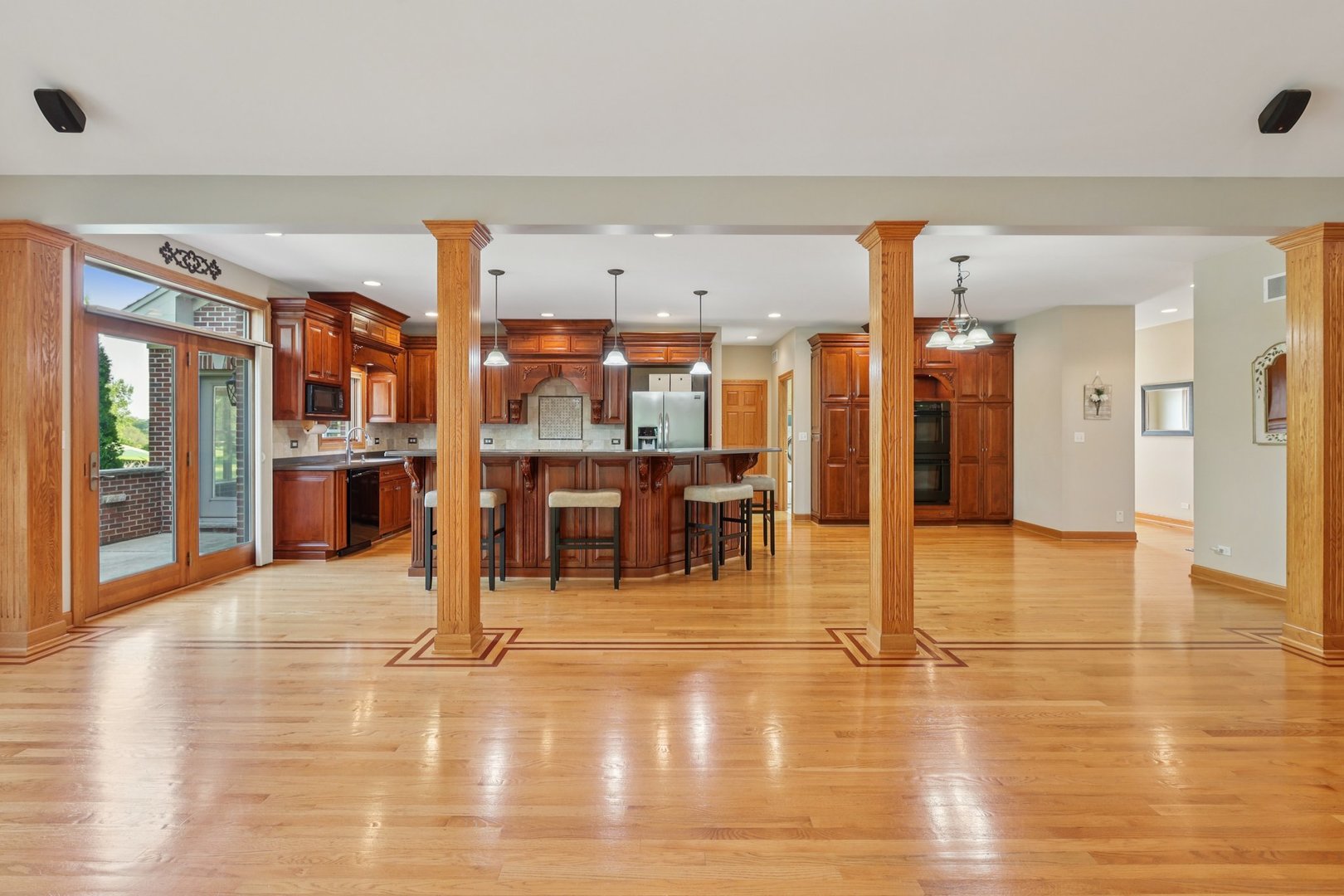 9804 Palmer Drive, Lakewood, IL 60014