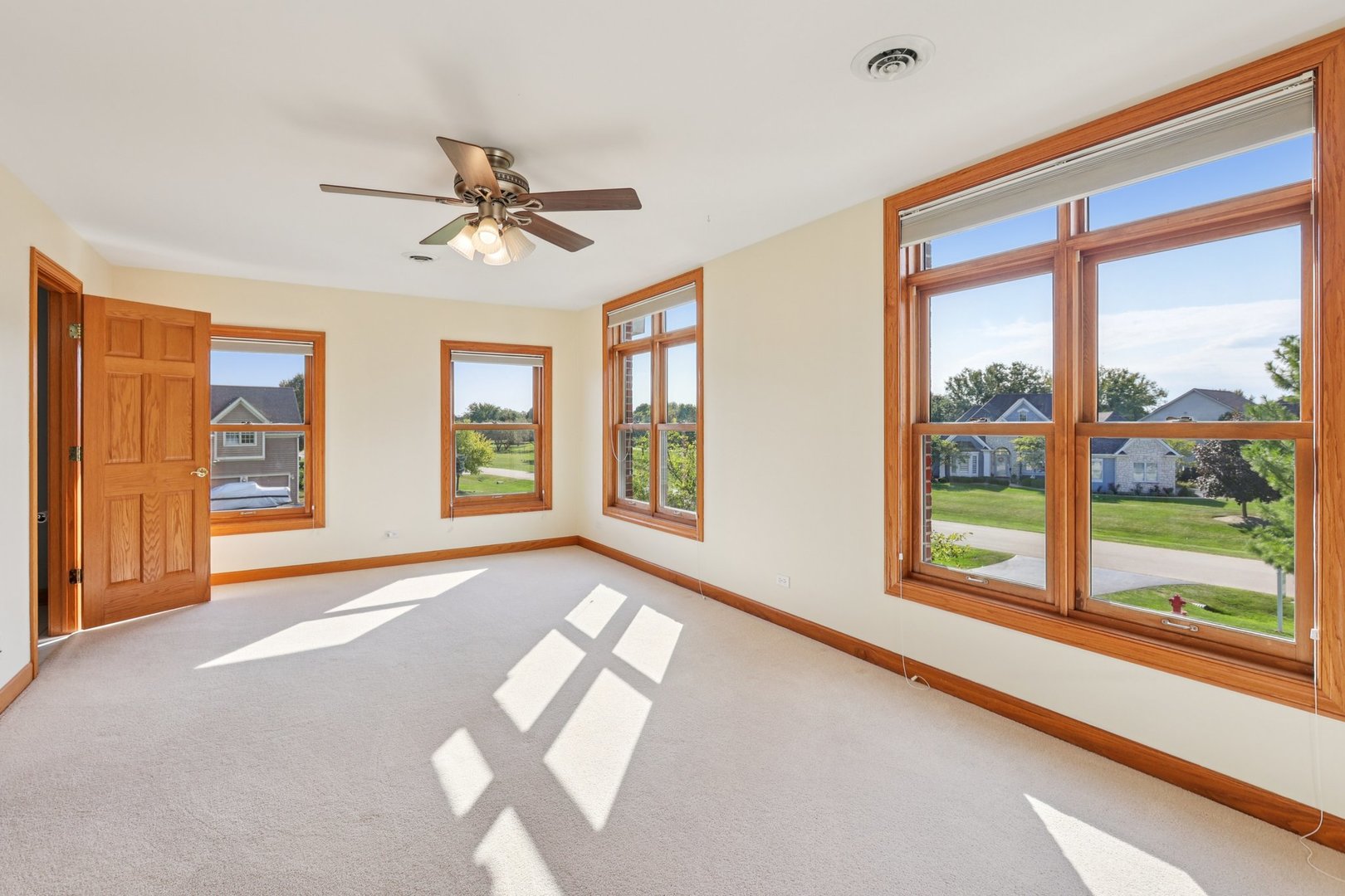 9804 Palmer Drive, Lakewood, IL 60014