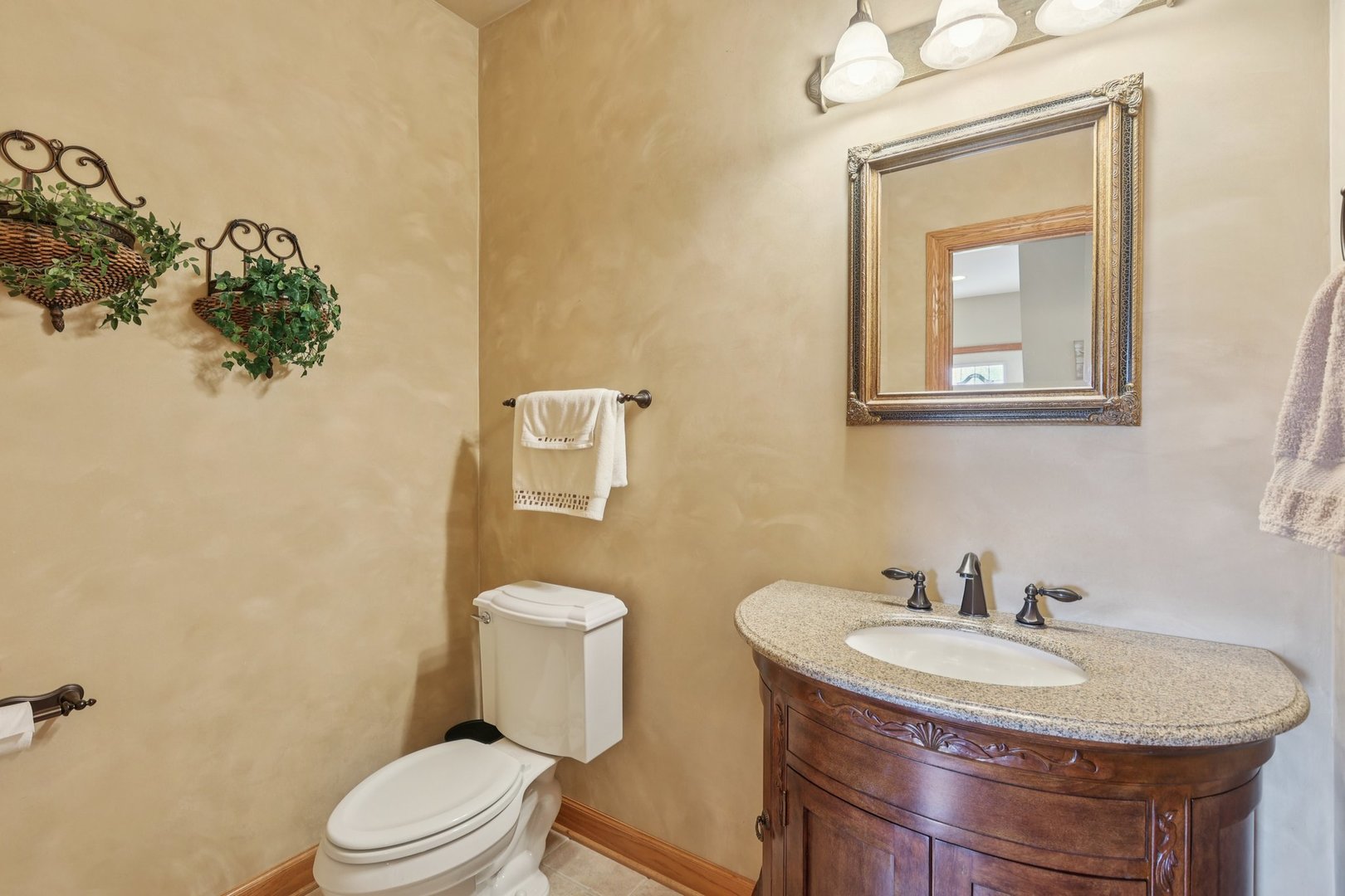 9804 Palmer Drive, Lakewood, IL 60014