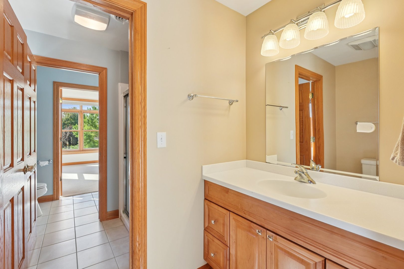 9804 Palmer Drive, Lakewood, IL 60014