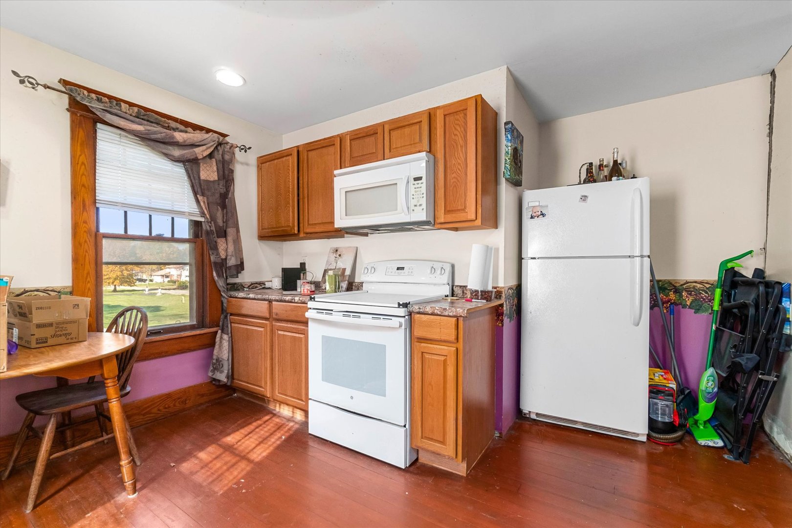 305 W Park Avenue, Sheridan, IL 60551