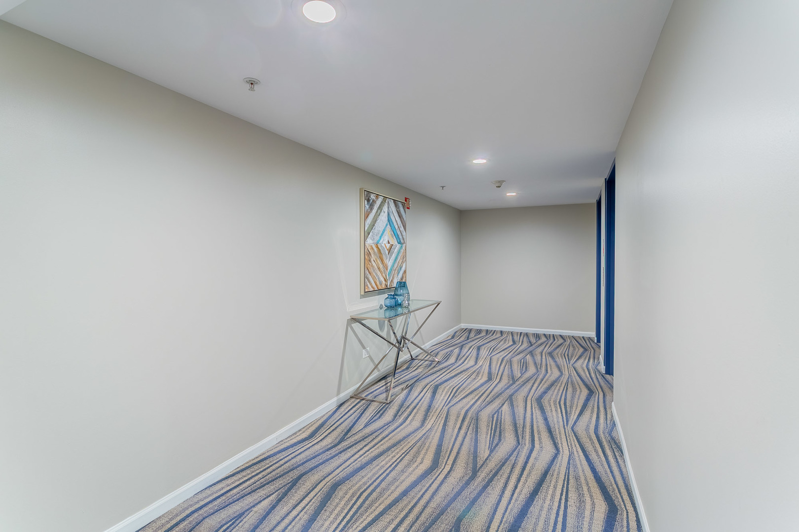 6801 N Milwaukee Avenue #202, Niles, IL 60714