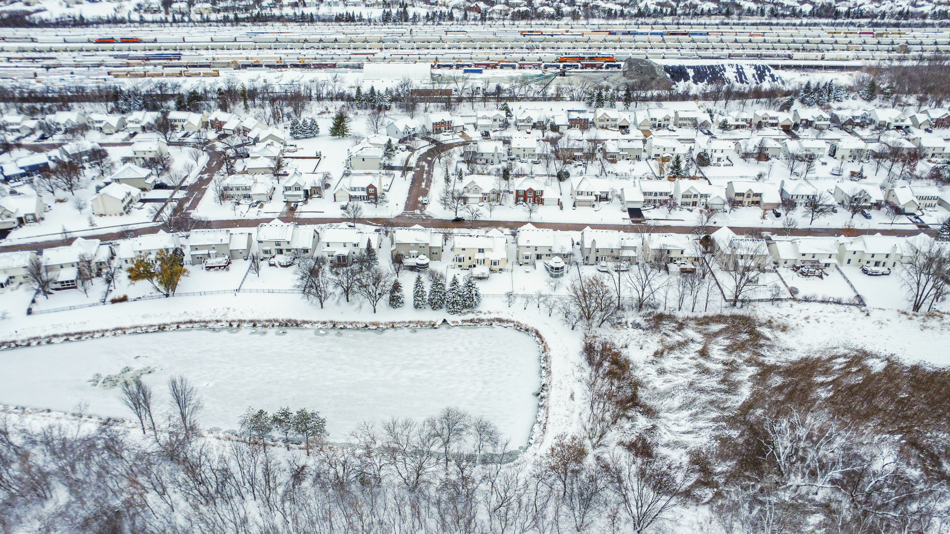 1008 Asbury Drive, Aurora, IL 60502