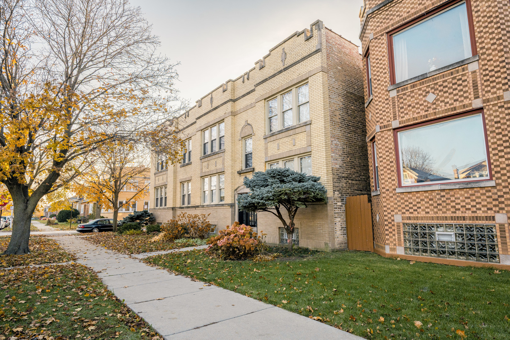 5501 W School Street #1C, Chicago, IL 60641