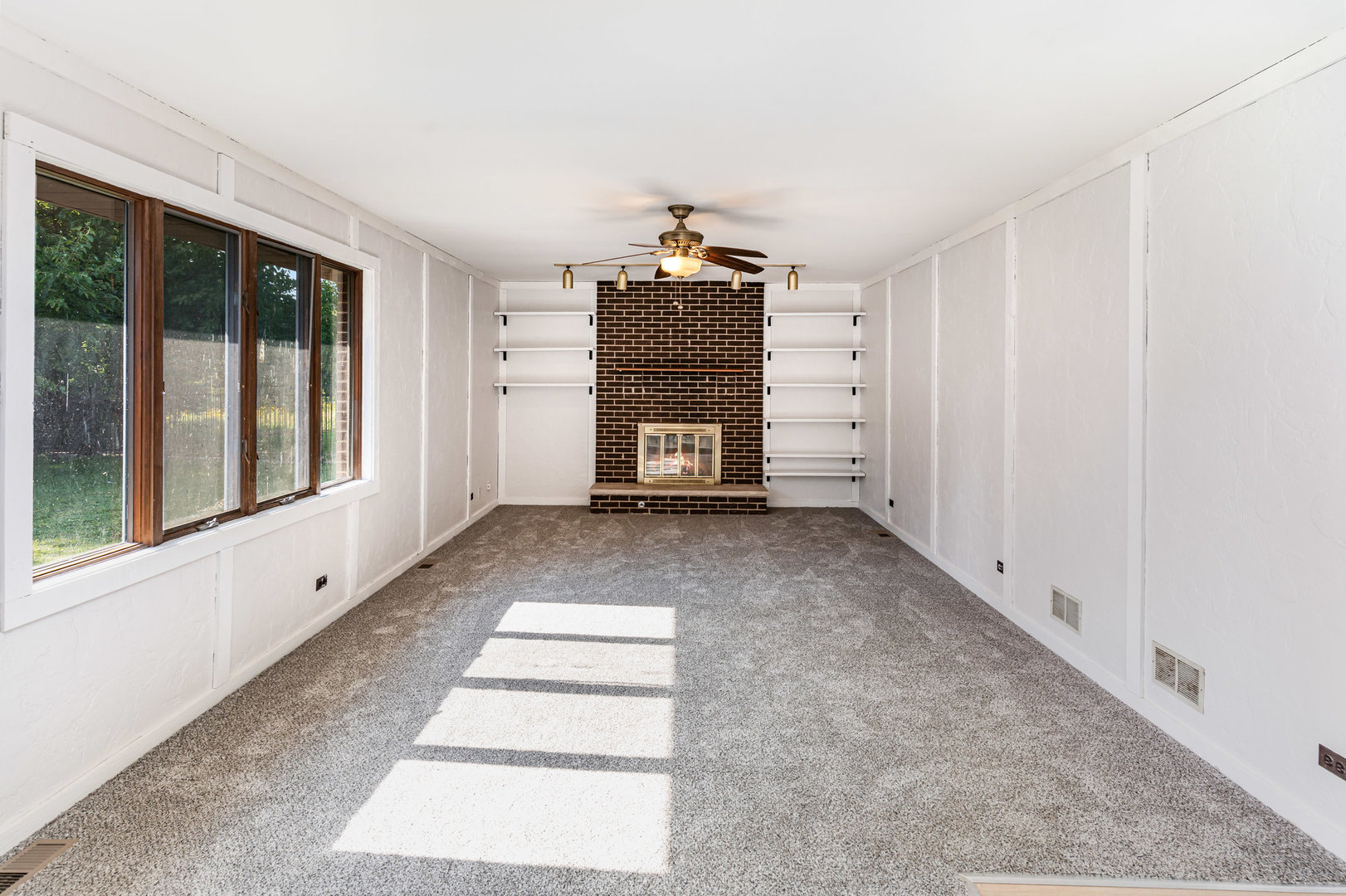 6345 Parkwood Court, Oak Forest, IL 60452