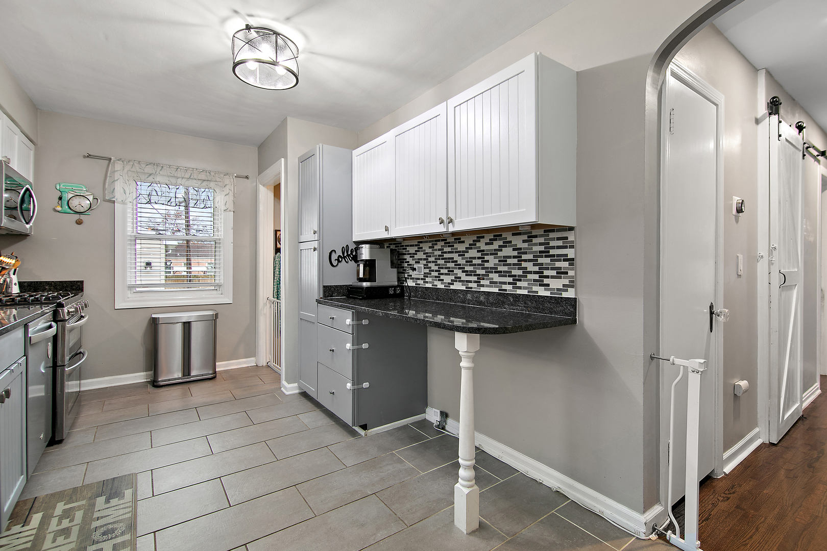 18524 Gottschalk Avenue, Homewood, IL 60430