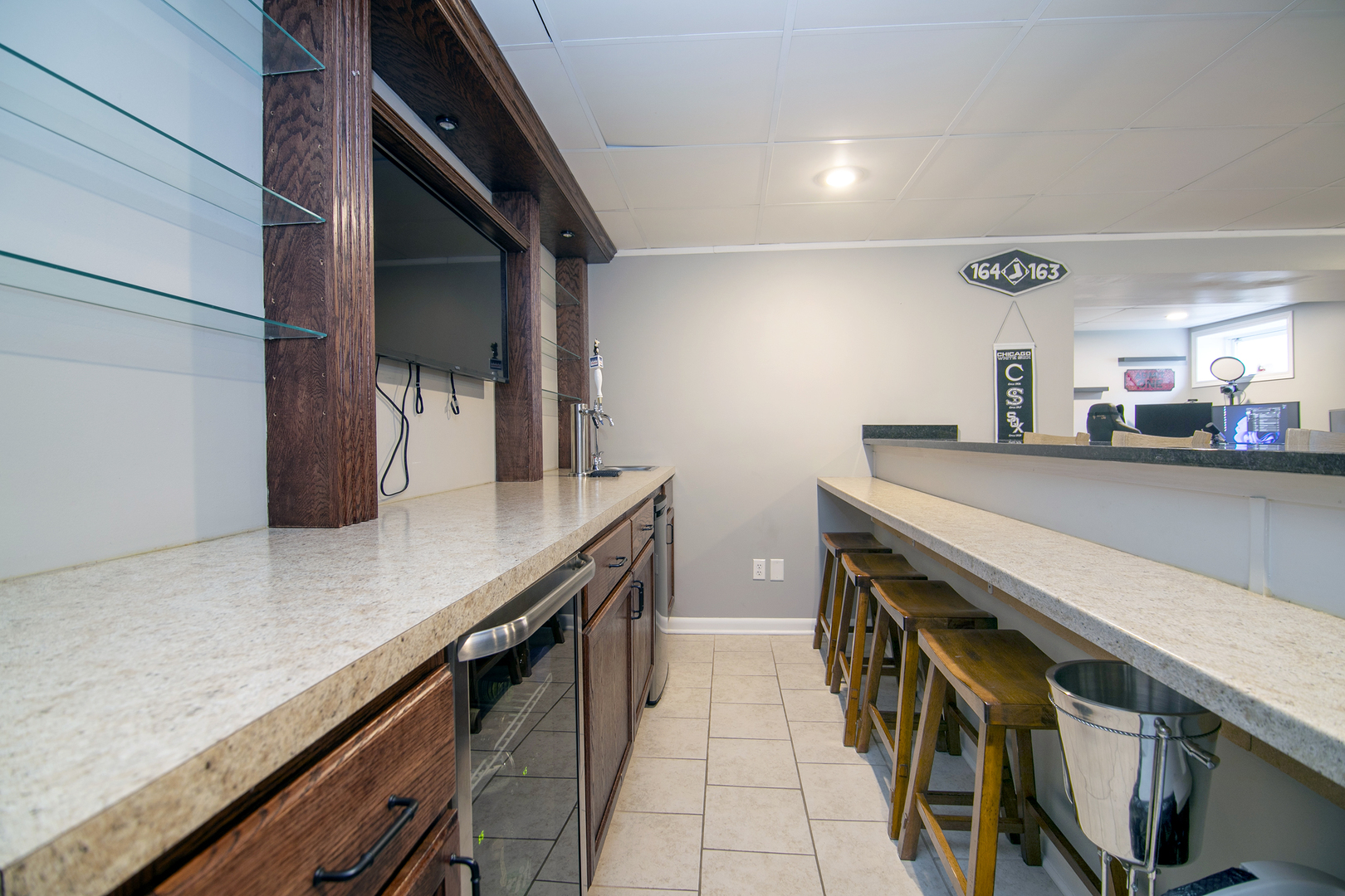 18524 Gottschalk Avenue, Homewood, IL 60430