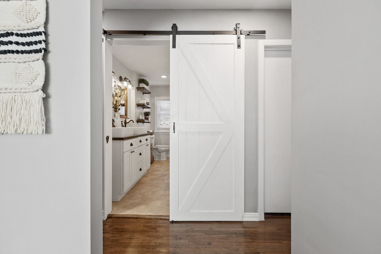 18524 Gottschalk Avenue, Homewood, IL 60430