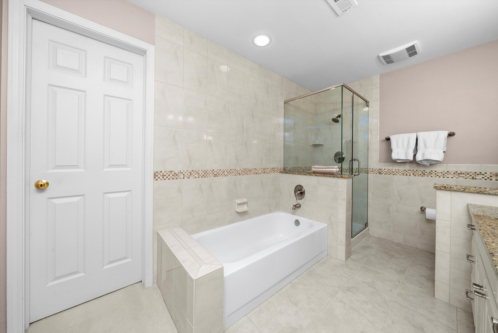 1943 N Charter Point Drive #D, Arlington Heights, IL 60004