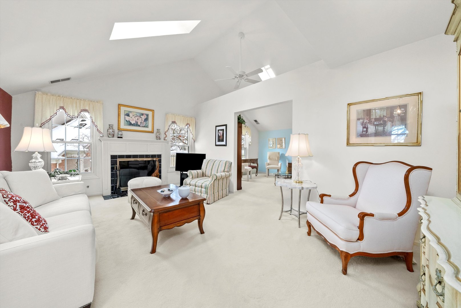 1943 N Charter Point Drive #D, Arlington Heights, IL 60004