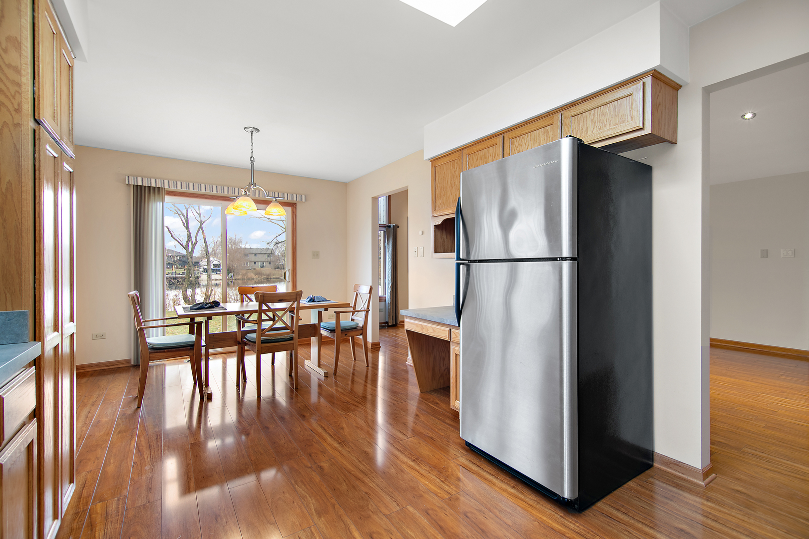 6910 Manchester Drive, Plainfield, IL 60586