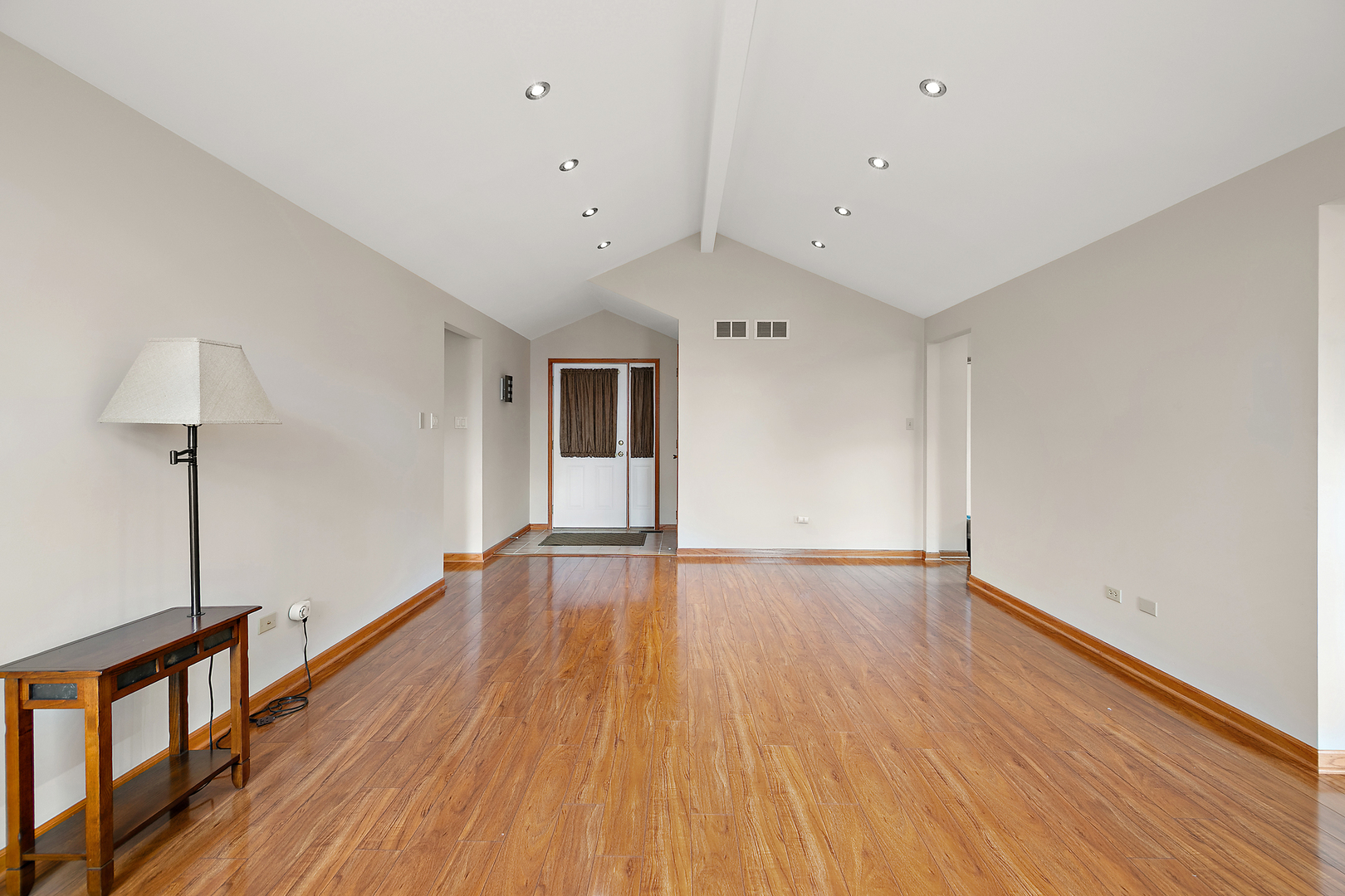 6910 Manchester Drive, Plainfield, IL 60586