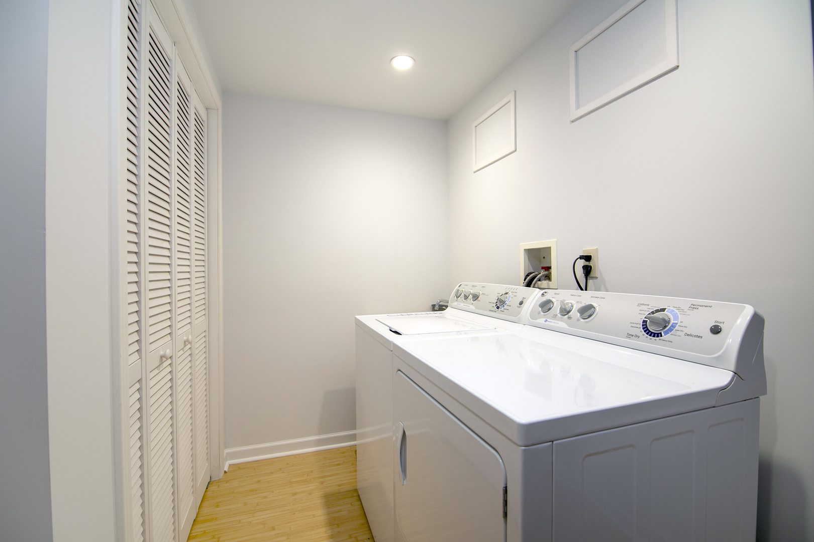 6910 Manchester Drive, Plainfield, IL 60586