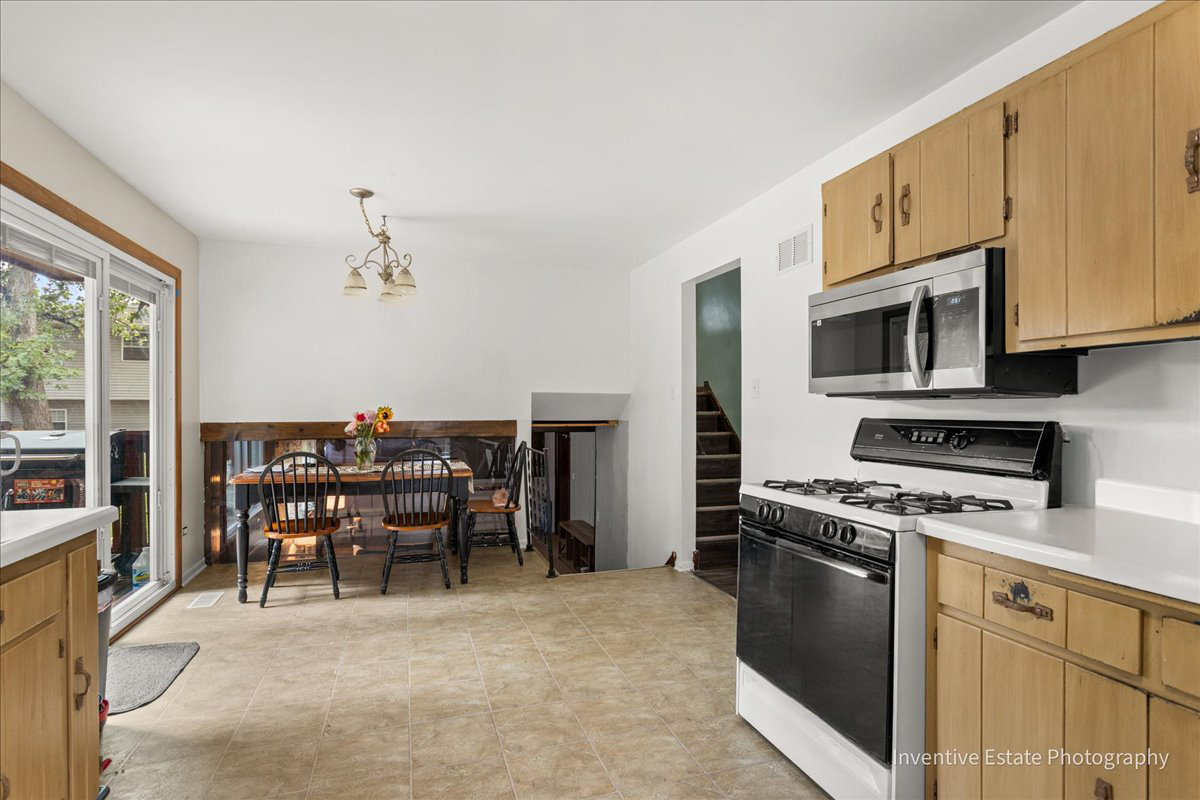 1321 172nd Street, East Hazel Crest, IL 60429