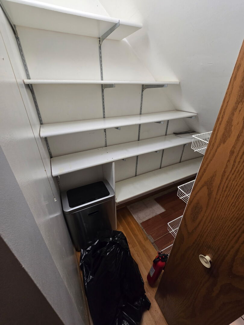 10956 S 76th Avenue #H, Palos Hills, IL 60465