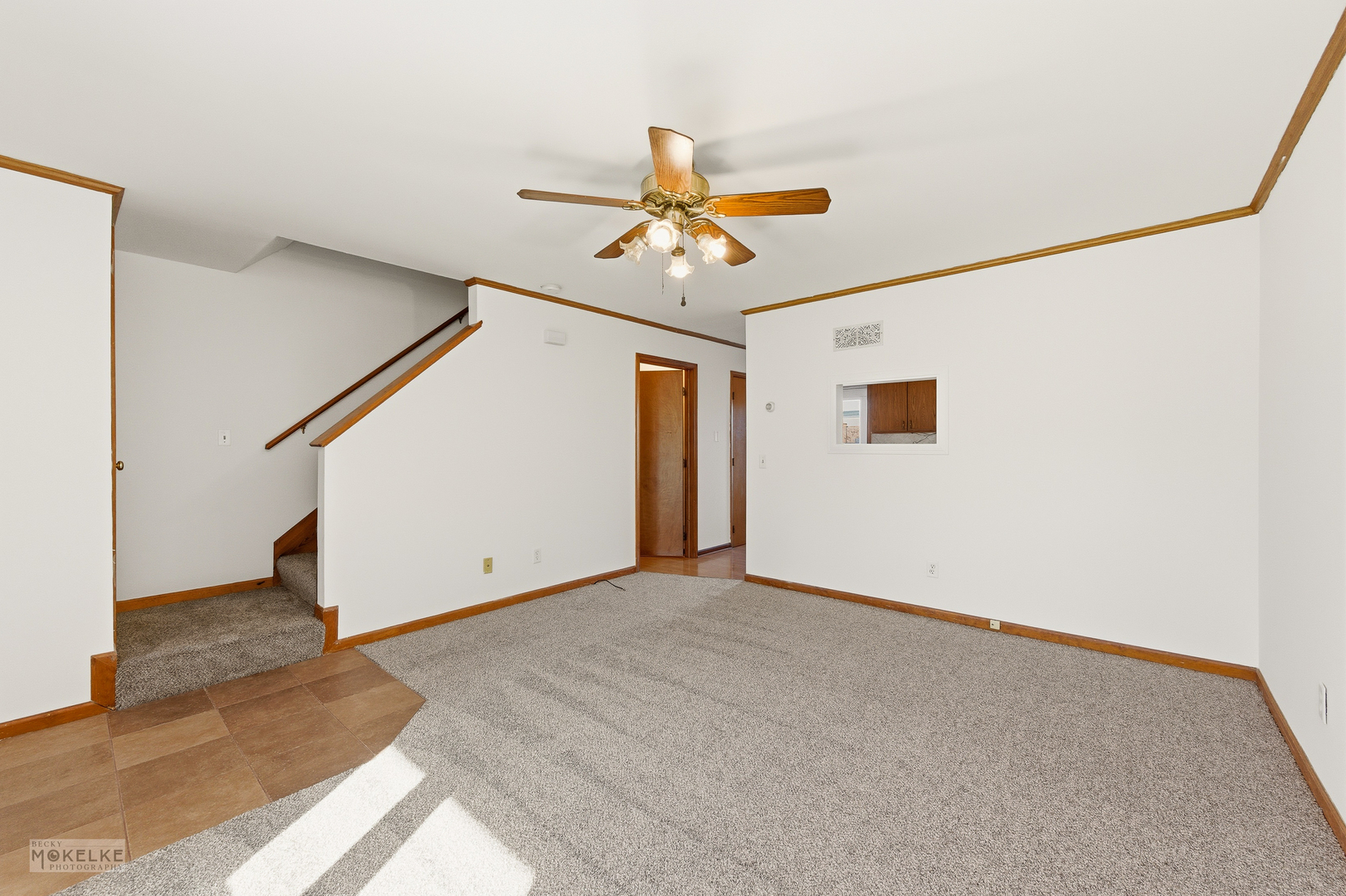 105 COLONIAL Parkway #B, Yorkville, IL 60560