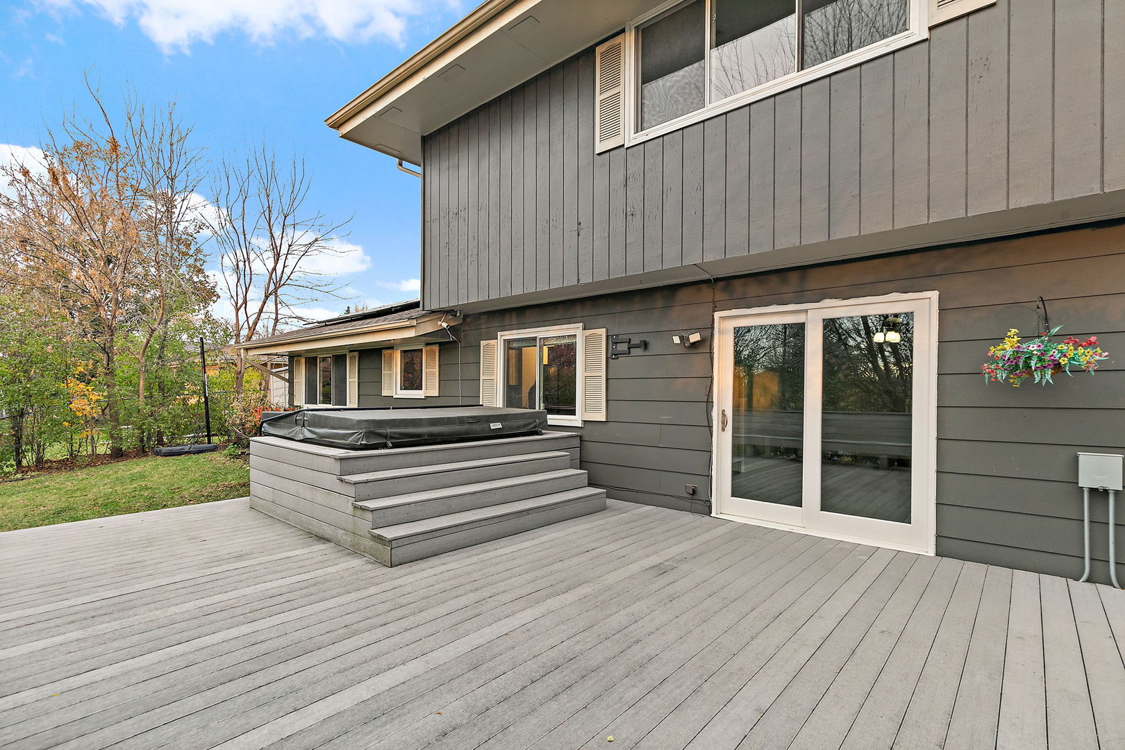 1126 Tiverton Court, Schaumburg, IL 60193