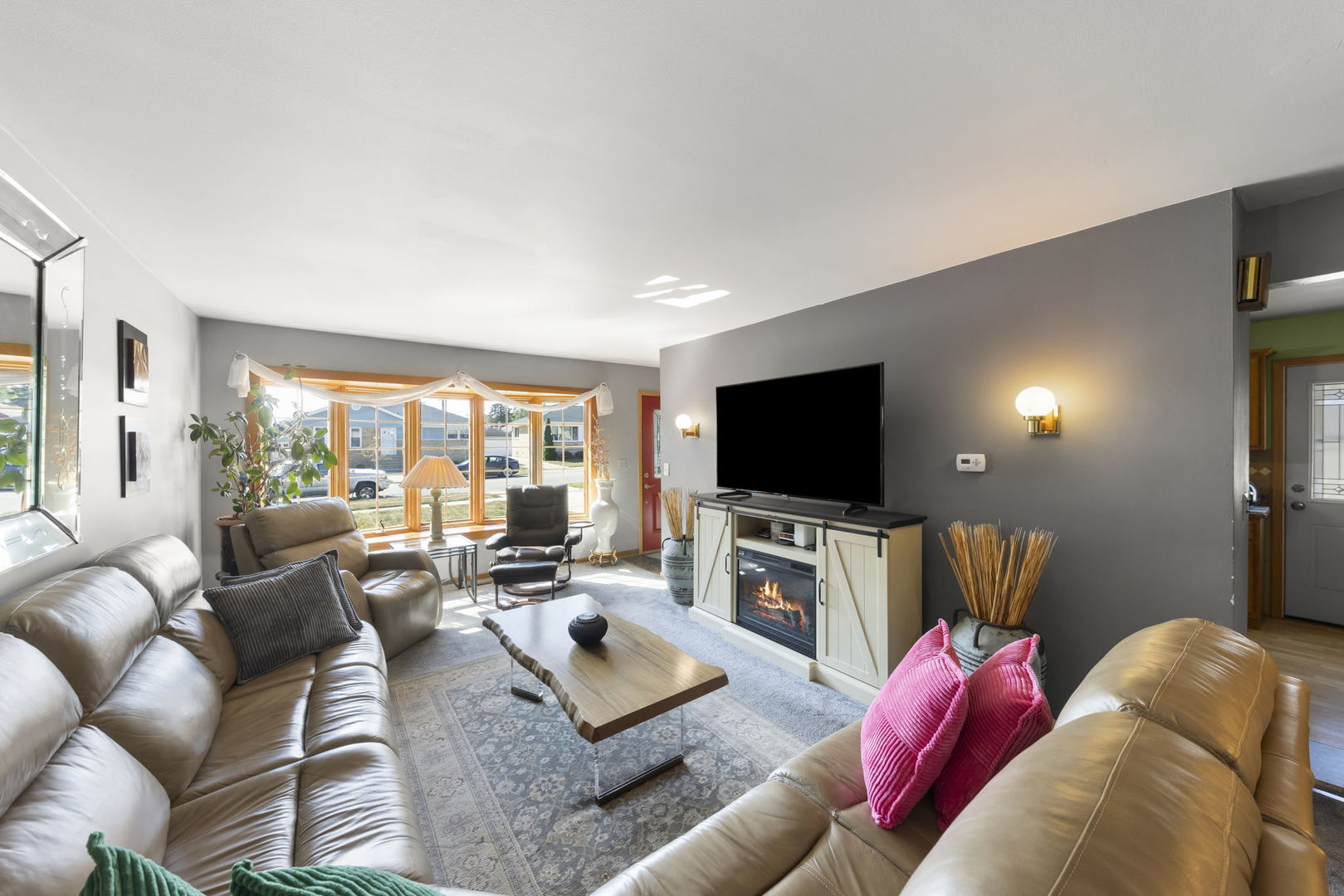 5628 W Hawthorne Avenue, Berkeley, IL 60163