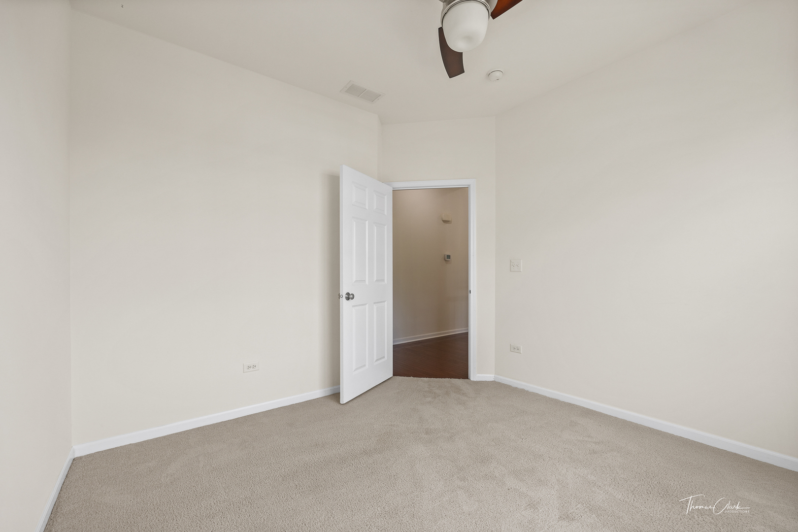 2528 Dunraven Avenue, Naperville, IL 60540