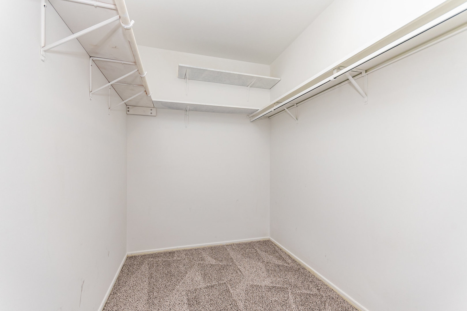 740 Saint Andrews Lane #21, Crystal Lake, IL 60014