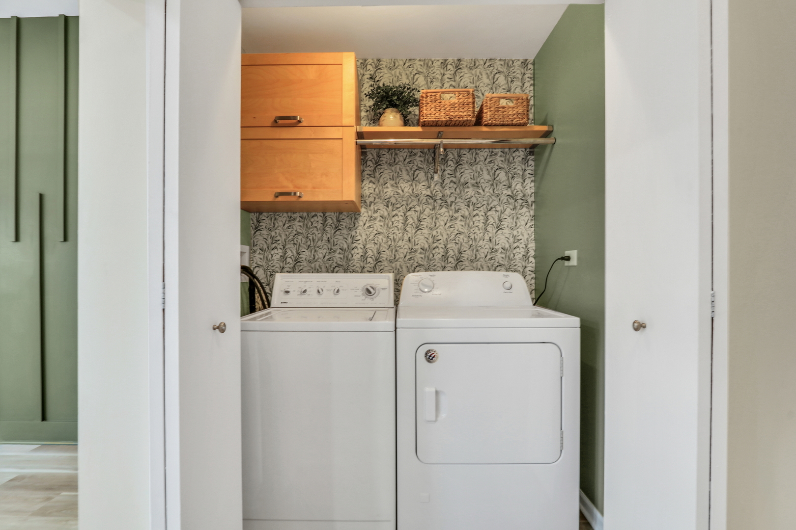 983 Ellsworth Drive, Grayslake, IL 60030