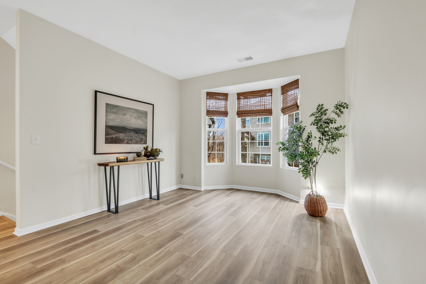 983 Ellsworth Drive, Grayslake, IL 60030