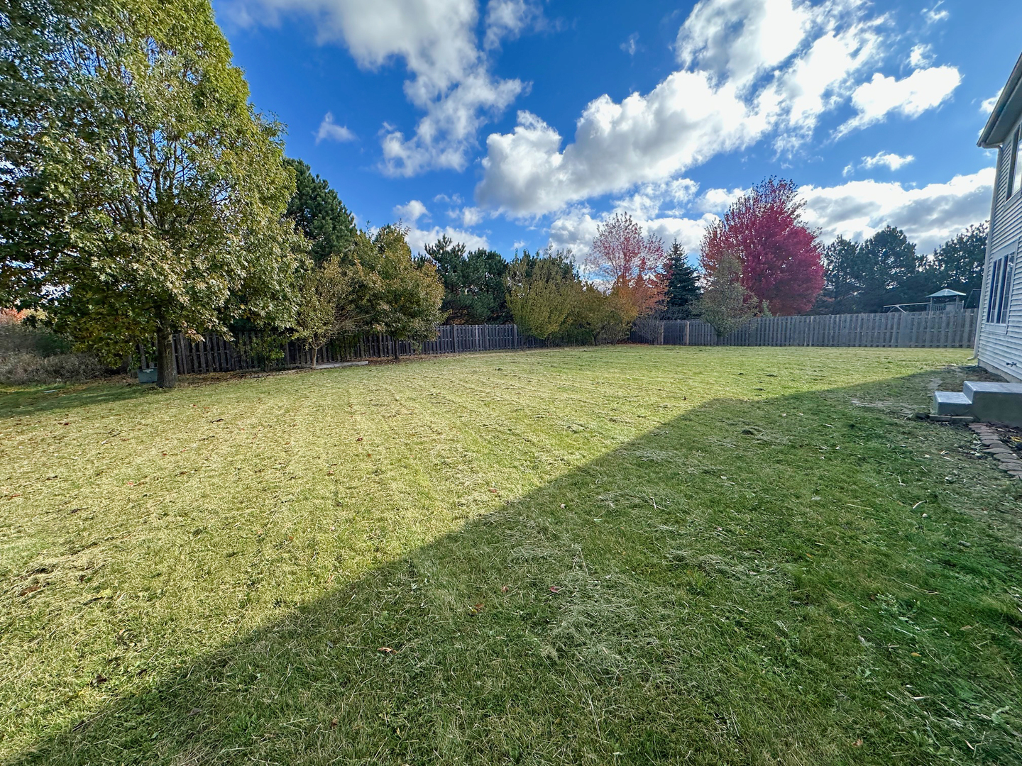 Round Lake, IL 60073