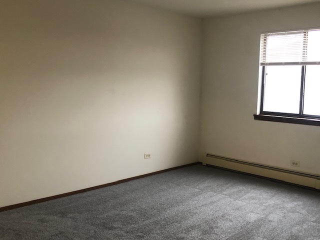 9429 S Kenton Avenue #2S, Oak Lawn, IL 60453