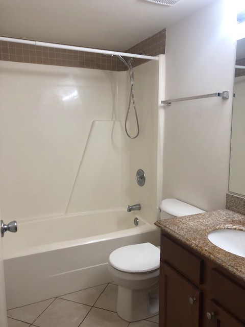 9429 S Kenton Avenue #2S, Oak Lawn, IL 60453