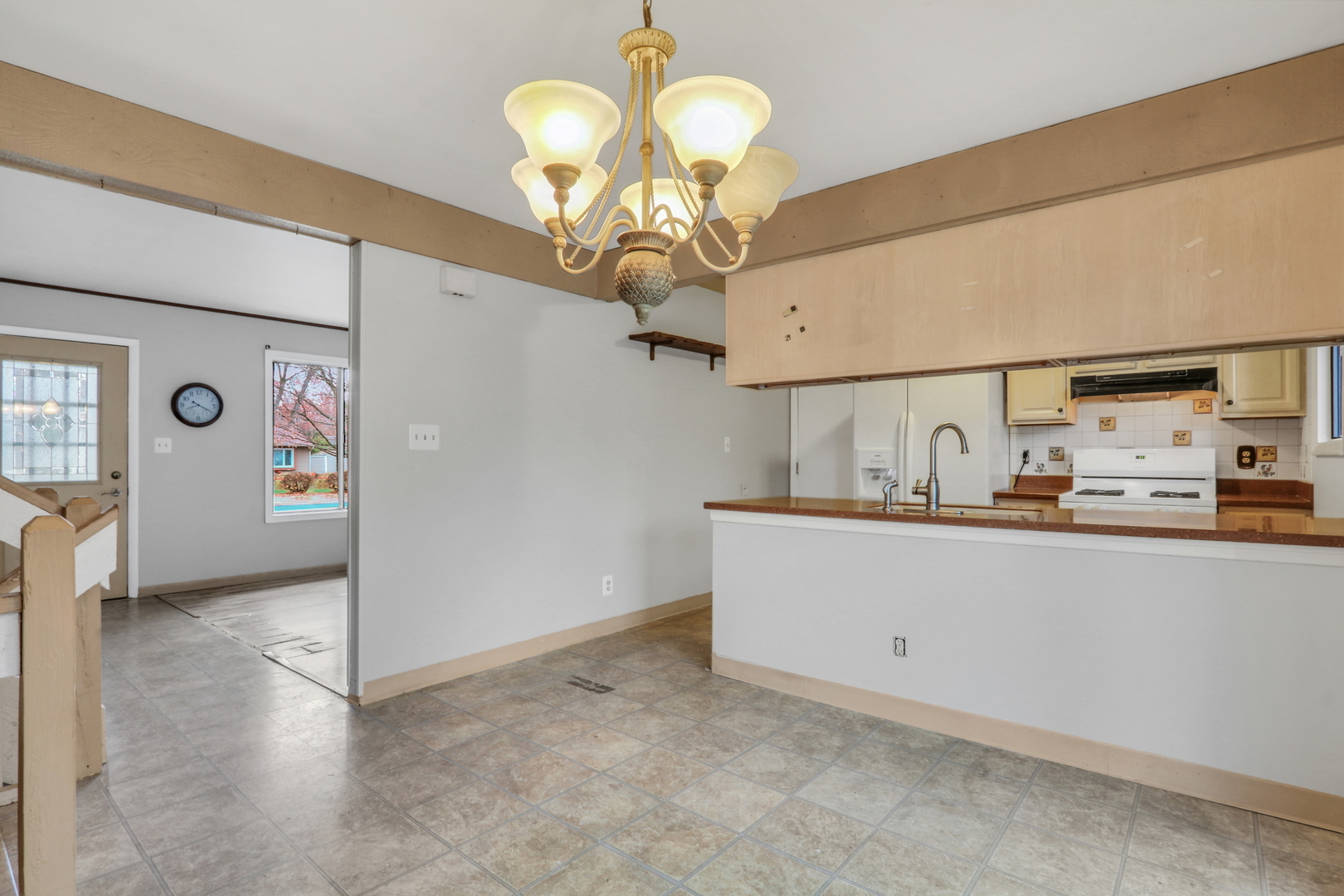 5002 W Dartmoor Drive, McHenry, IL 60050