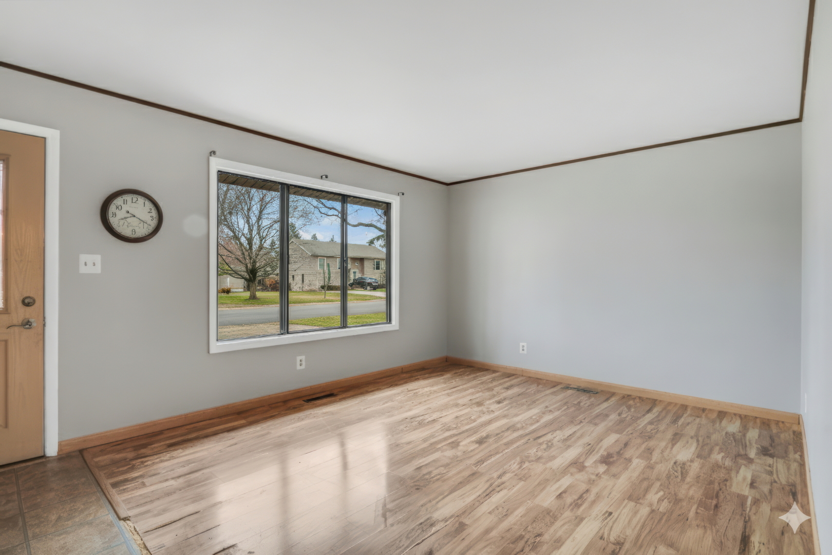 5002 W Dartmoor Drive, McHenry, IL 60050