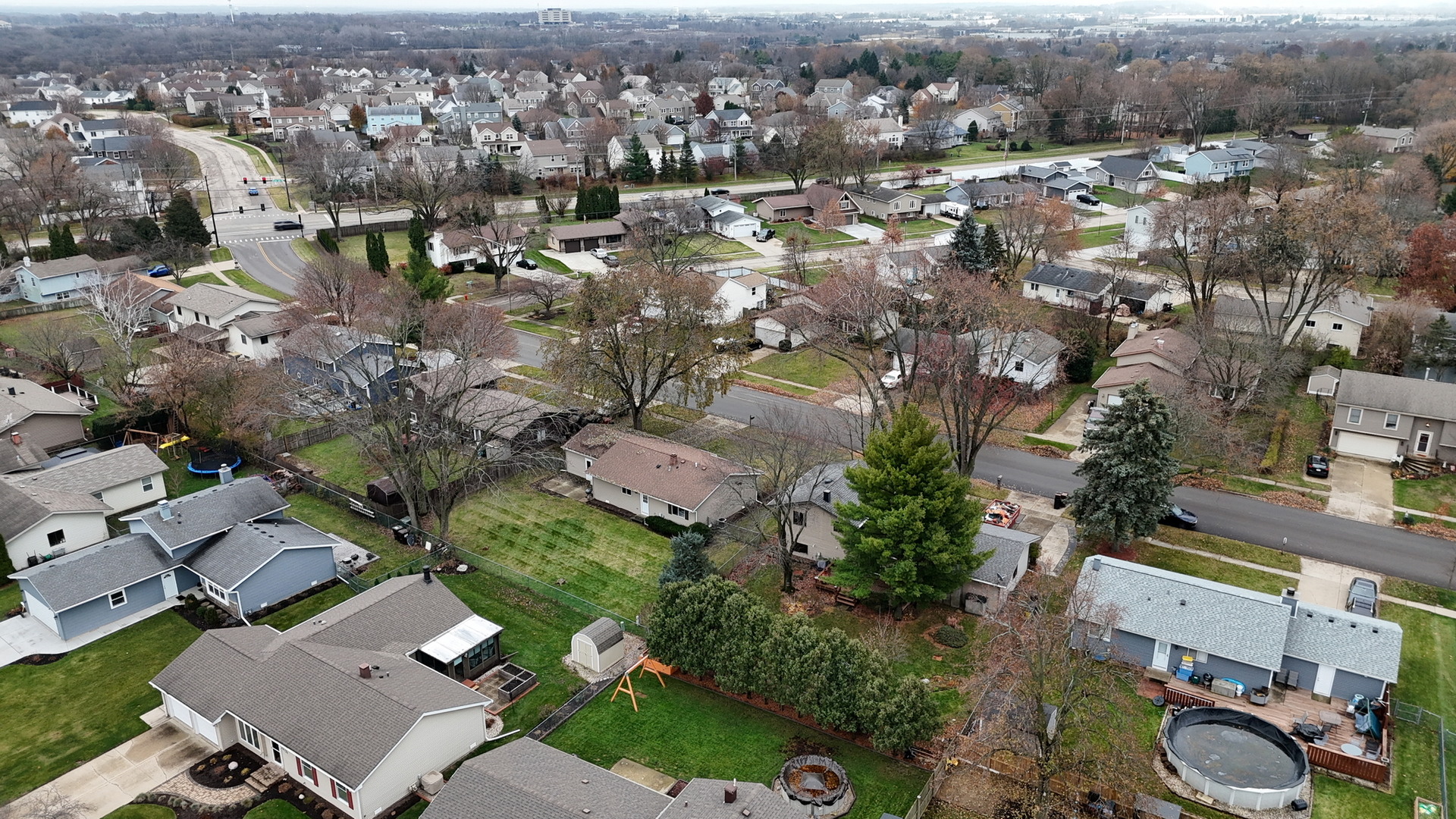 5002 W Dartmoor Drive, McHenry, IL 60050