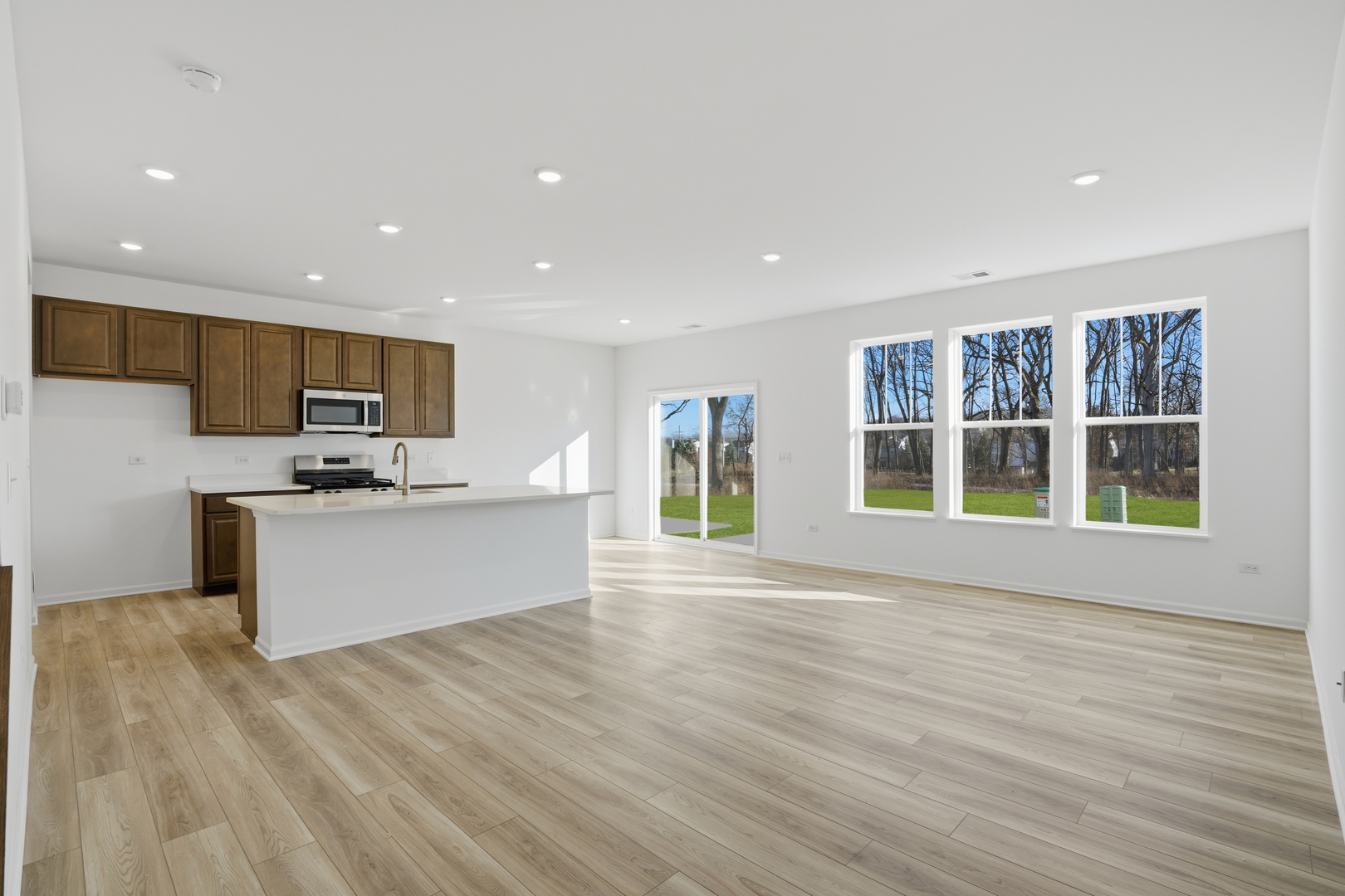 269 Red Oak Circle, Volo, IL 60020